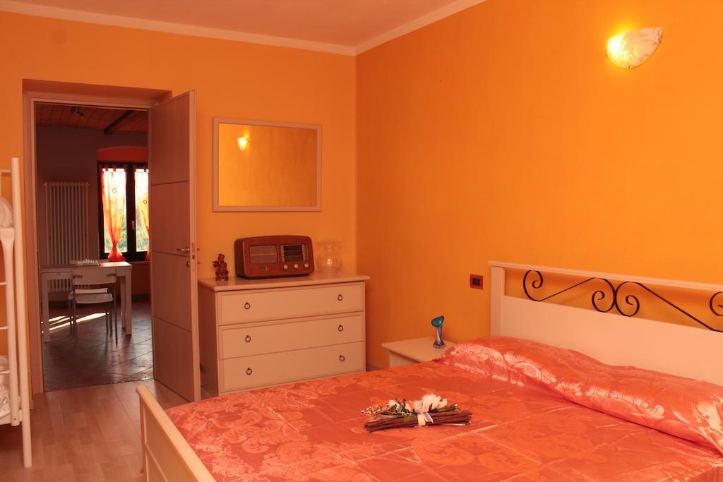 I Boidi Apartment นิซซา มอนแฟร์ราโต ห้อง รูปภาพ